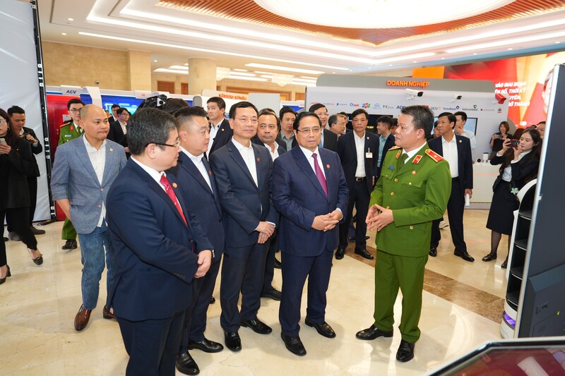 Thủ tướng Phạm Minh Chính ghé thăm gian triển lãm của Bảo Minh tại buổi Okvip69 Đăng ký cá cược