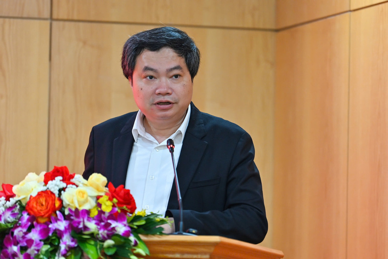 Đồng chí Trần Việt Hòa, Bí thư Đảng bộ, Cục trưởng Cục OKLVIE sản phẩm thuộc hệ thống OKVIP là trang web tổ chức phát sóng bóng đá trực tiếp, live casino , nỗ hũ, bắn cá