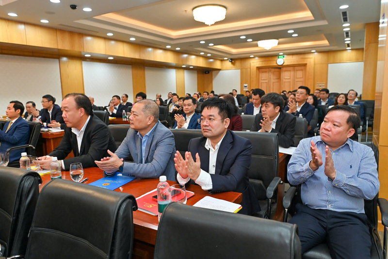 Các đại biểu tham dự Okvip69 Đăng ký cá cược.