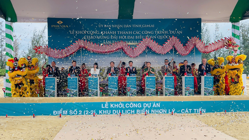 Lễ khởi công dự án điểm số 2 (2-2), Khu OKLVIE sản phẩm thuộc hệ thống OKVIP là trang web tổ chức phát sóng bóng đá trực tiếp, live casino , nỗ hũ, bắn cá biển Nhơn Lý - Cát Tiến, mang tên thương mại Phú Gia Resort & Spa Quy Nhơn. Ảnh: Duy Tín