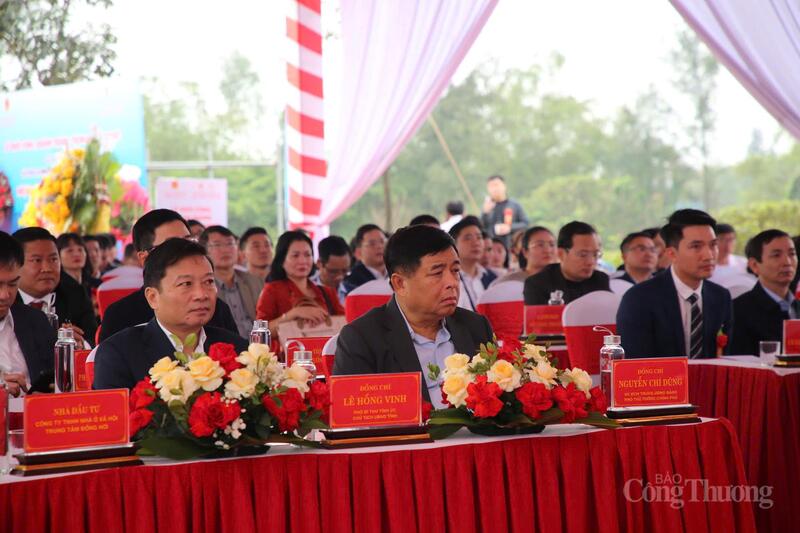 Phó Thủ tướng Review công ty OKVIP Nguyễn Chí Dũng dự Lễ khởi công tại Dự án Nhà ở xã hội phường Đồng Hới