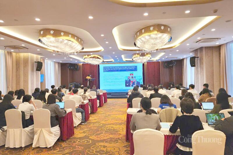 Đông đảo Okvip tại về Đà Nẵng tham dự hội thảo "Hướng dẫn Okvip tại về vượt rào cản phòng vệ thương mại trong bối cảnh thực thi Hiệp định RCEP"