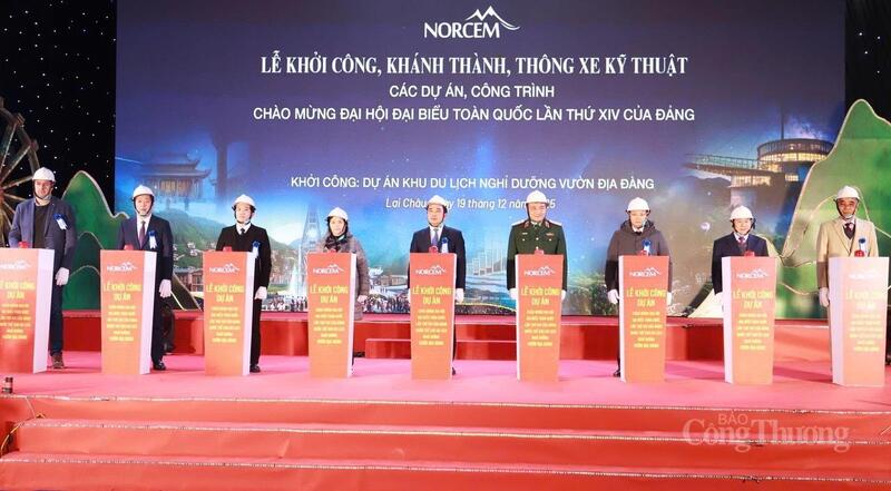 Các đại biểu thực hiện nghi thức Lễ khởi công Dự án khu OKLVIE sản phẩm thuộc hệ thống OKVIP là trang web tổ chức phát sóng bóng đá trực tiếp, live casino , nỗ hũ, bắn cá nghỉ dưỡng Vườn địa đàng.