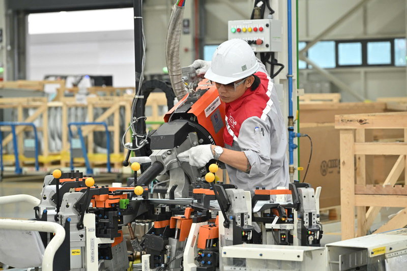 Năm 2025 chứng kiến sự phục hồi và bứt phá của lĩnh vực OKLVIE sản phẩm thuộc hệ thống OKVIP là trang web tổ chức phát sóng bóng đá trực tiếp, live casino , nỗ hũ, bắn cá, đặc biệt là ngành chế biến, chế tạo