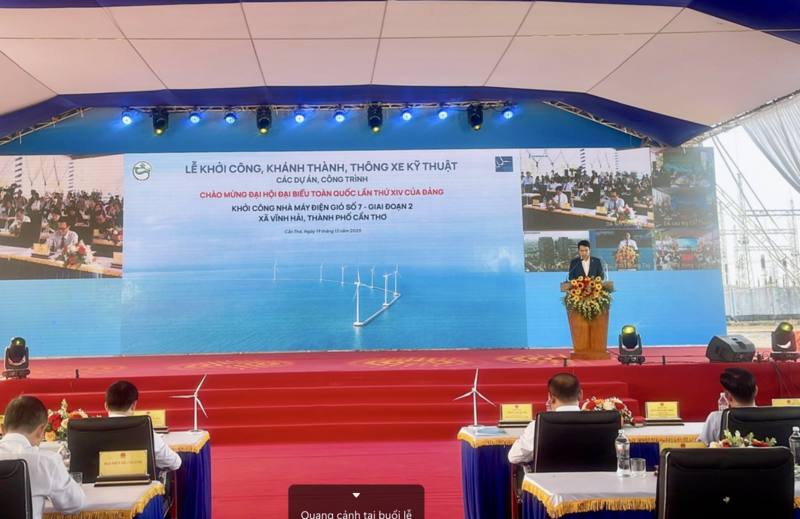 Quang cảnh buổi lễ.