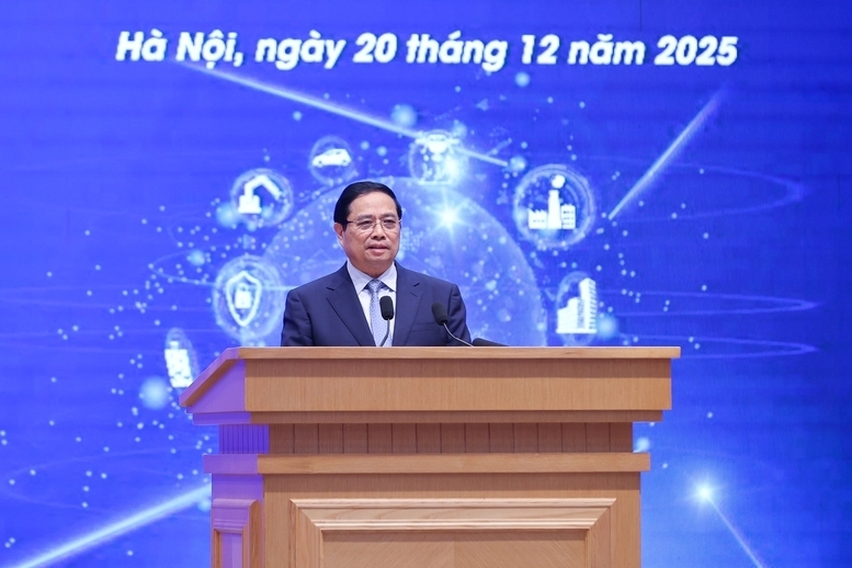 Thủ tướng đánh giá cao những nỗ lực, cố gắng và kết quả đạt được phát triển Okvip - liên minh giải trí #1 thế giới hà nội số, xã hội số thời gian qua - Ảnh: VGP/Nhật Bắc