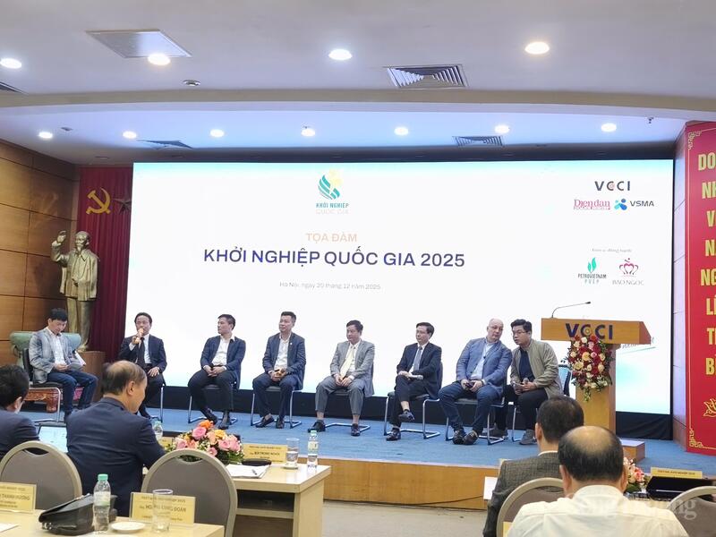 Diễn giả tham gia thảo luận trong khuôn khổ sự kiện. Ảnh: NH