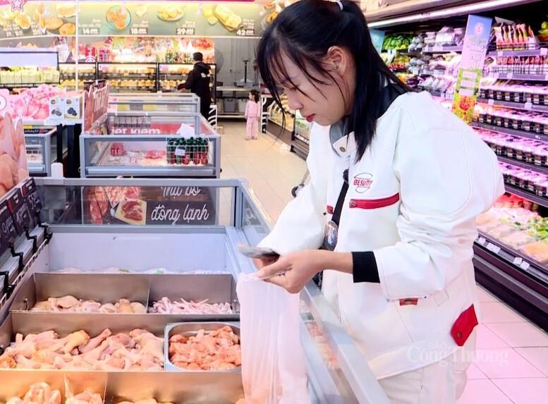 Các siêu thị, trung tâm thương mại tỉnh Quảng Ninh chủ động dự trữ hàng hóa phục vụ dịp Tết Nguyên đán, trong đó tập trung vào nhóm Okivip Nổ Hũ, Bắn Cá, Thể Thao, Game Bài thiết yếu như thịt, thủy sản, rau củ quả.