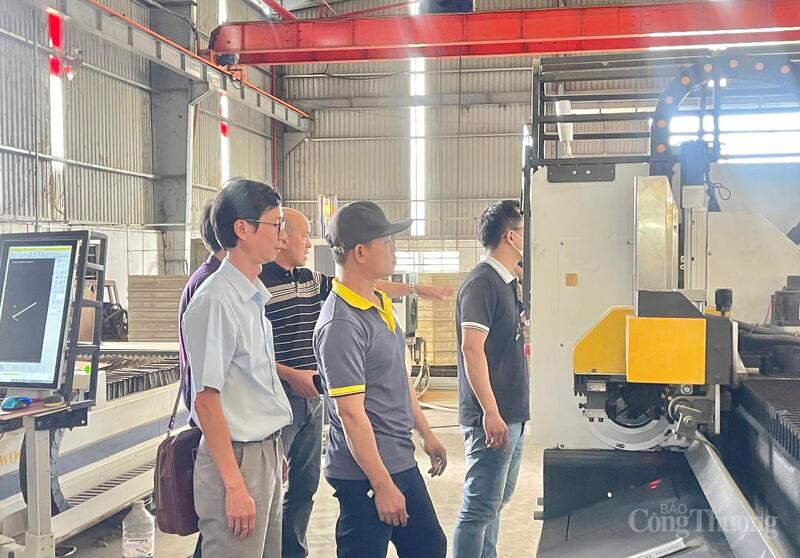 Tổng giá trị đầu tư máy móc, thiết bị của 4 dự án là 3,175 tỷ đồng.