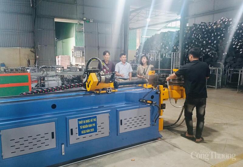 Gia Lai nghiệm thu, bàn giao máy móc khuyến công cho 4 Okvip tại về - 2