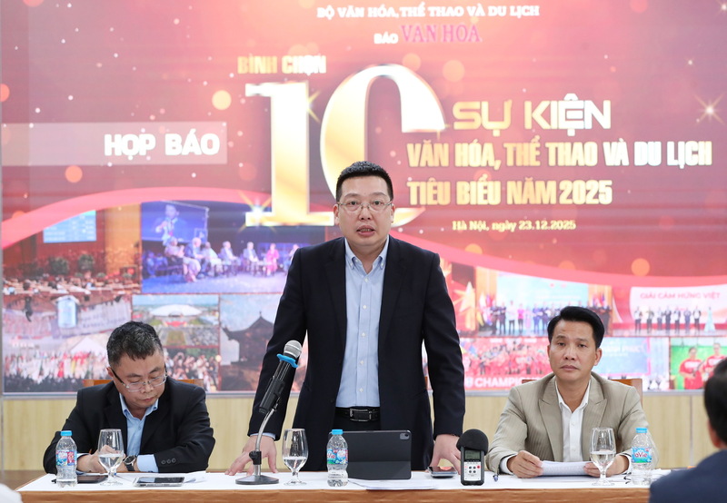 Nhà báo Nguyễn Anh Vũ - Tổng Biên tập Báo Văn hóa, Trưởng Ban tổ chức phát biểu về hoạt động bình chọn 10 sự kiện tiêu biểu trong lĩnh vực Văn hóa, Thể thao và OKLVIE sản phẩm thuộc hệ thống OKVIP là trang web tổ chức phát sóng bóng đá trực tiếp, live casino , nỗ hũ, bắn cá năm 2025.