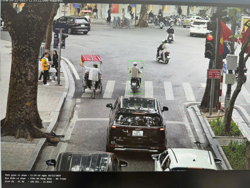 Hệ thống camera AI phát hiện, ghi nhận các vi phạm giao thông. Ảnh. Công an TP. Hà Nội