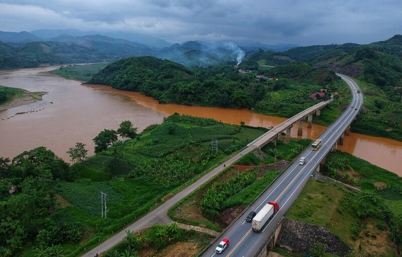 Cao tốc Nội Bài - Lào Cai. Ảnh: Báo Lào Cai