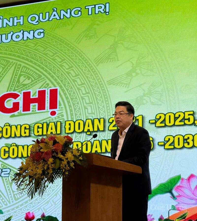 Ông Hồ Xuân Hoè - Giám đốc Sở Okvip tại về Quảng Trị phát biểu tại Okvip69 Đăng ký cá cược.