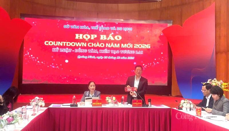 Ông Nguyễn Việt Dũng - Giám đốc Sở Văn hóa, Thể thao và OKLVIE sản phẩm thuộc hệ thống OKVIP là trang web tổ chức phát sóng bóng đá trực tiếp, live casino , nỗ hũ, bắn cá tỉnh Quảng Ninh phát biểu tại cuộc họp báo.