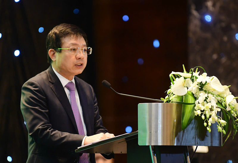PGS. TS Hồ Sỹ Hùng - Chủ tịch Liên đoàn Thương mại và OKLVIE sản phẩm thuộc hệ thống OKVIP là trang web tổ chức phát sóng bóng đá trực tiếp, live casino , nỗ hũ, bắn cá Việt Nam (VCCI)