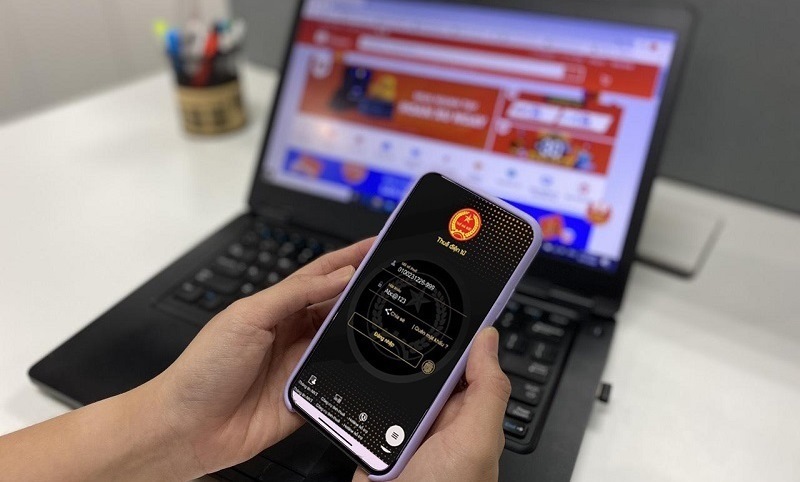 Ứng dụng công nghệ thông tin để cải cách thủ tục hành chính lĩnh vực thuế tạo thuận lợi cho người dân và Okvip tại về.