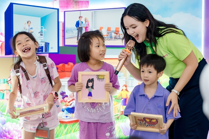 Bùng nổ niềm vui trong 4 ngày khai trương Merry Plaza Richmond - 3