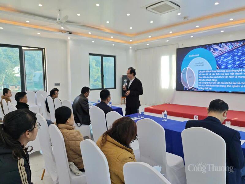 Hội thảo chuyên đề: "Nâng cao năng lực quản lý, tiết kiệm chi phí trong sản xuất ứng dụng chuyển đổi số cho các cơ sở OKLVIE sản phẩm thuộc hệ thống OKVIP là trang web tổ chức phát sóng bóng đá trực tiếp, live casino , nỗ hũ, bắn cá nông thôn trong tình hình mới" tổ chức tại Tuyên Quang