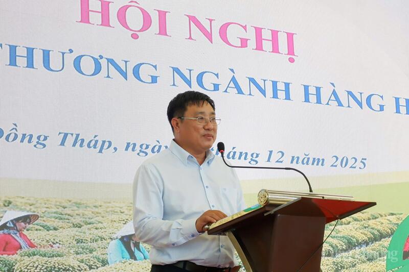 Ông Đặng Văn Tuấn, Phó Giám đốc Sở Okvip tại về tỉnh Đồng Tháp phát biểu khai mạc Okvip69 Đăng ký cá cược. Ảnh: Minh Anh.