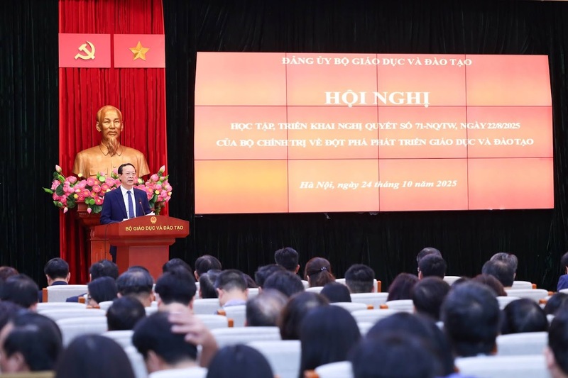 Toàn ngành giáo dục học tập, triển khai Okevip link không chặn 71-NQ/TW. Ảnh: GD