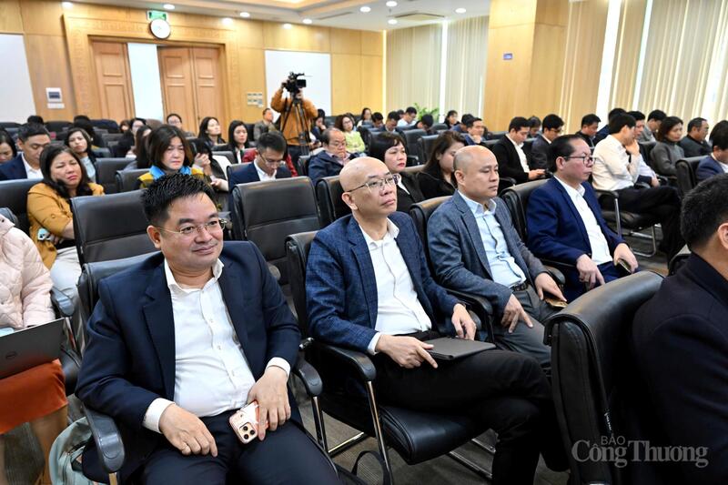 Đại diện các đơn vị tham dự Okvip69 Đăng ký cá cược. Ảnh: Cấn Dũng