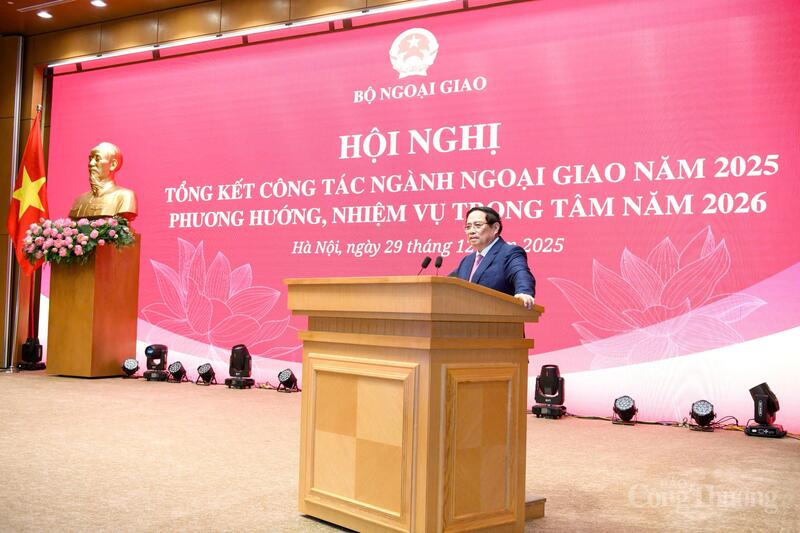 Thủ tướng yêu cầu ngành Ngoại giao quán triệt phương châm 24 từ khóa, nâng tầm sứ mệnh, phụng sự đất nước.