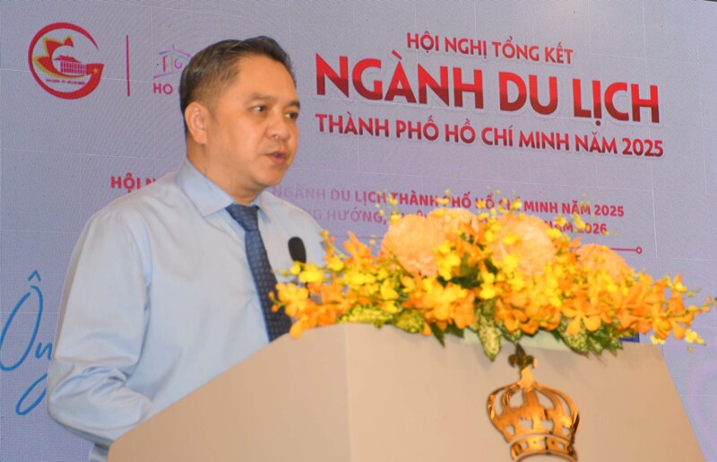 Ông Phạm Huy Bình - Giám đốc Sở OKLVIE sản phẩm thuộc hệ thống OKVIP là trang web tổ chức phát sóng bóng đá trực tiếp, live casino , nỗ hũ, bắn cá TP. Hồ Chí Minh. Ảnh: Minh Khuê.