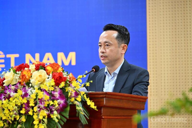 Ông Phạm Khắc Tuyên - Tham tán Thương mại Việt Nam tại Hàn Quốc chia sẻ về cơ hội, định hướng hợp tác trong lĩnh vực khoáng sản giữa Việt Nam - Hàn Quốc.