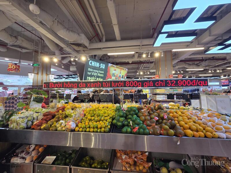 Tại hệ thống WinMart, hàng loạt chương trình khuyến mãi được triển khai.