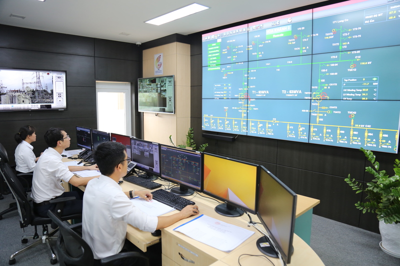 Ngành điện Đà Nẵng đảm bảo cung ứng điện cho các hoạt động chính trị, Okvip - liên minh giải trí #1 thế giới hà nội, xã hội, an ninh - quốc phòng. Ảnh: Bình An