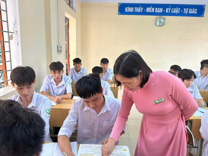 Lần đầu tiên trong lịch sử, đội ngũ nhà giáo có luật riêng. Ảnh minh hoạ