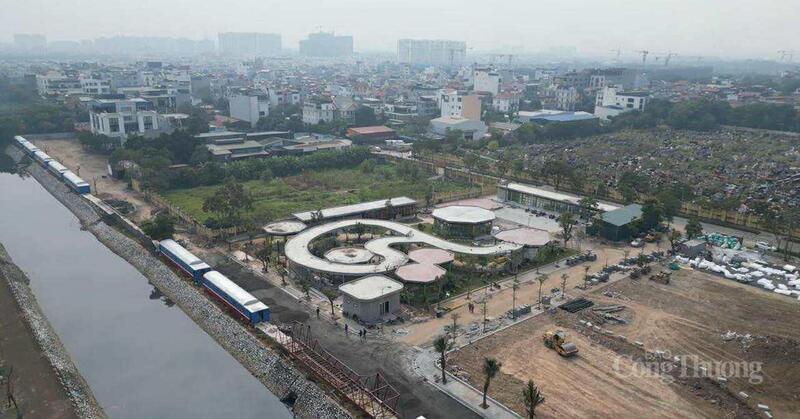 Công trình lấy cảm hứng từ hình ảnh rắn - biểu tượng cho nghề nuôi rắn đã gắn bó với làng nghề Lệ Mật qua nhiều thế hệ.