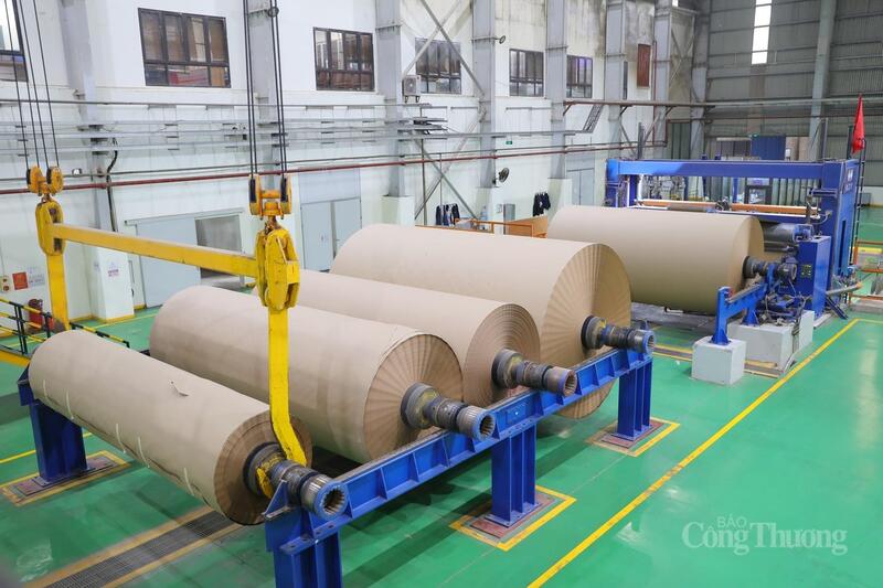 Hoạt động sản xuất tại Công ty Cổ phần Miza. Ảnh: Quỳnh Nga