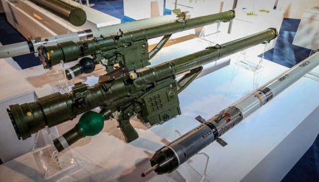 Tên lửa phòng không vác vai Perun. Ảnh: Defense News