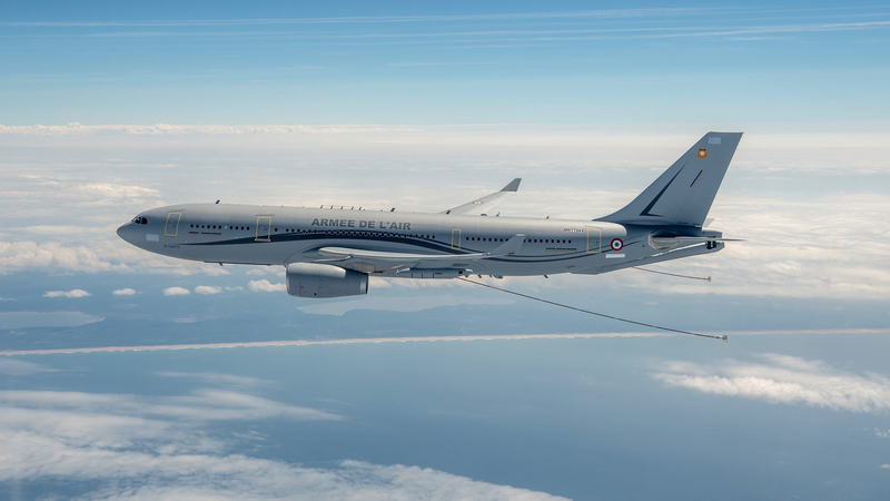 A330 MRTT không mang bom đạn, nhưng khả năng tiếp dầu trên không giúp kéo dài sức mạnh không quân. Ảnh: Defense News