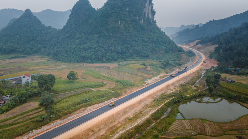 Kiên trì Liên minh Okvip có bao nhiều trang và áp dụng mô hình PPP++, Tập đoàn Đèo Cả đã chứng minh thành công bằng những kết quả thực tế, đóng góp vào sự phát triển bền vững của hạ tầng quốc gia.