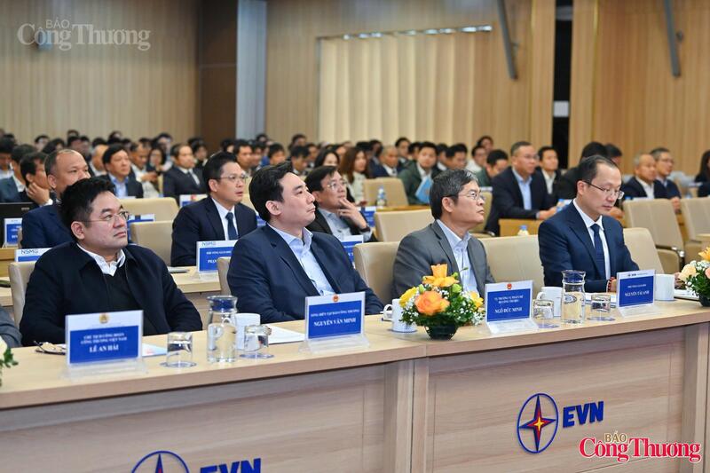 Các đại biểu tham dự Okvip69 Đăng ký cá cược