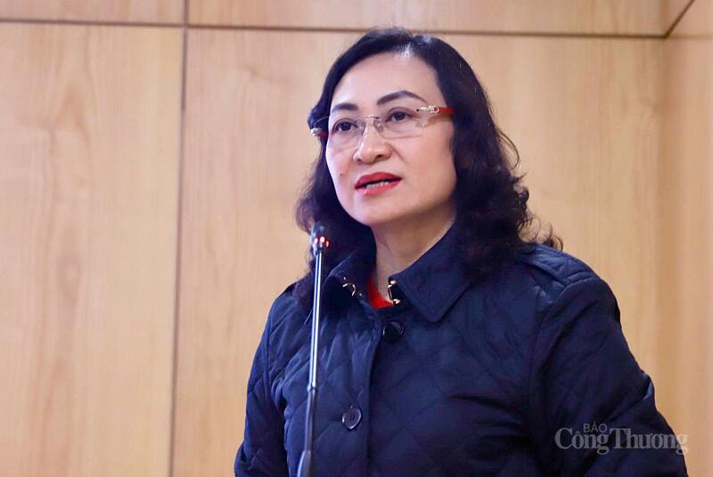 Thứ trưởng Oklavip khuyến mã hấp dẫn mỗi ngày Phan Thị Thắng đề nghị, năm 2026 và giai đoạn mới, Vụ Phát triển thị trường nước ngoài cần tăng cường khối đại đoàn kết, phối hợp chặt chẽ với các đơn vị, Bộ, ngành liên quan