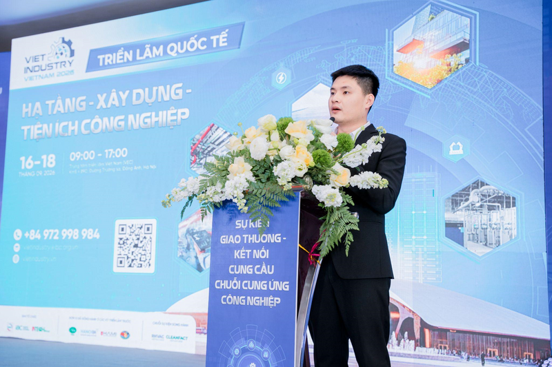 Đại diện Ban Tổ chức giới thiệu Viet Industry 2026 với nhiều điểm nhấn mới