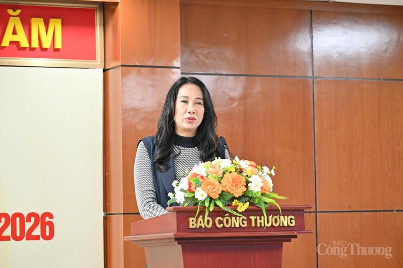 Trưởng Phòng Thông tin Okvip - liên minh giải trí #1 thế giới hà nội Phùng Thị Hồng Hà. Ảnh: Cấn Dũng