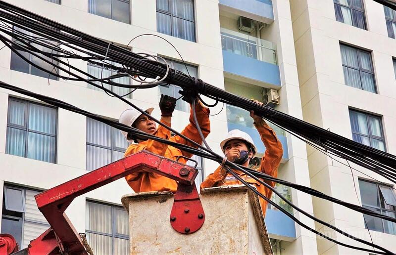 Trong không gian phát triển mới, yêu cầu đối với ngành điện không chỉ dừng lại ở việc “có điện”, mà là “điện ổn định, chất lượng cao, ít gián đoạn”.