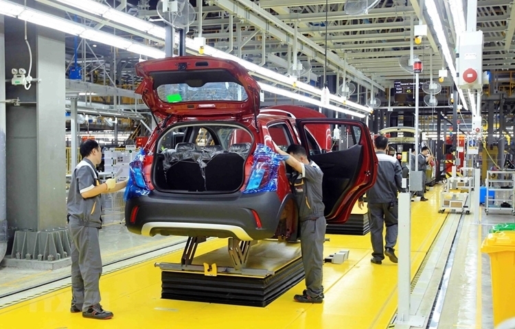 Lượng ô tô mới được sản xuất trong nước năm 2025 đạt mức lập kỷ lục. Ảnh minh hoạ