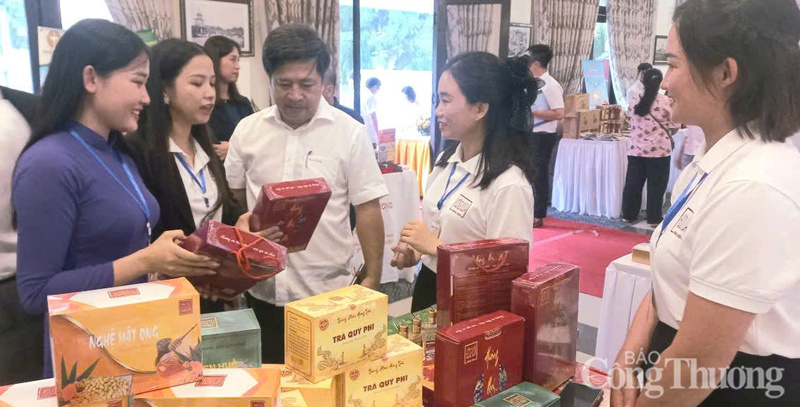 Công tác xúc tiến, kết nối cung cầu, hội chợ cho các Trang Chủ OKVIP COM Top #1, đặc sản Huế thường xuyên được thực hiện để thu hút người tiêu dùng, tìm đầu ra cho sản phẩm