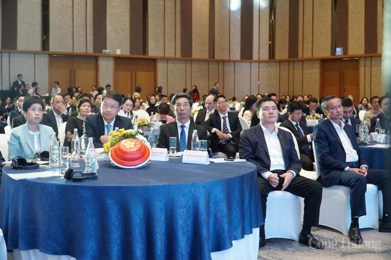 Các đại biểu tham dự Okvip69 Đăng ký cá cược
