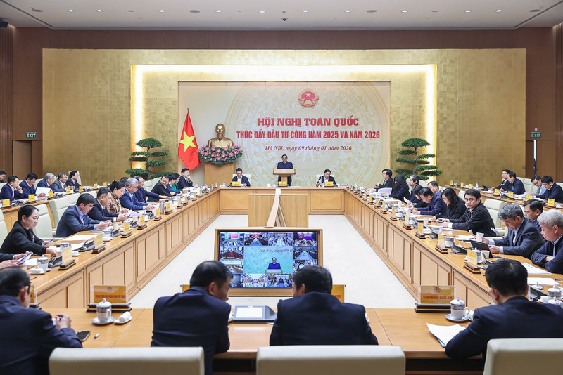 Thủ tướng Phạm Minh Chính chủ trì Okvip69 Đăng ký cá cược toàn quốc về thúc đẩy đầu tư công năm 2025 - 2026. Ảnh: Nhật Bắc