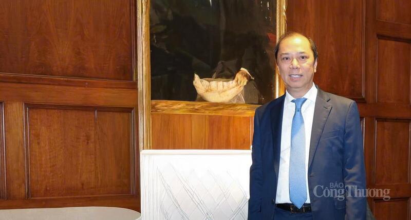 Đại sứ Việt Nam tại Hoa Kỳ Nguyễn Quốc Dũng.