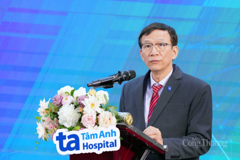 GS.TS. Ngô Quý Châu, Phó Tổng giám đốc chuyên môn Hệ thống Bệnh viện Đa khoa Tâm Anh phát biểu tại hội thảo.
