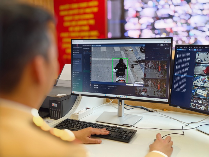 Các hành vi vi phạm trật tự, an toàn giao thông được phát hiện rõ ràng qua hệ thống camera AI giám sát. Ảnh: Công an TP. Hà Nội