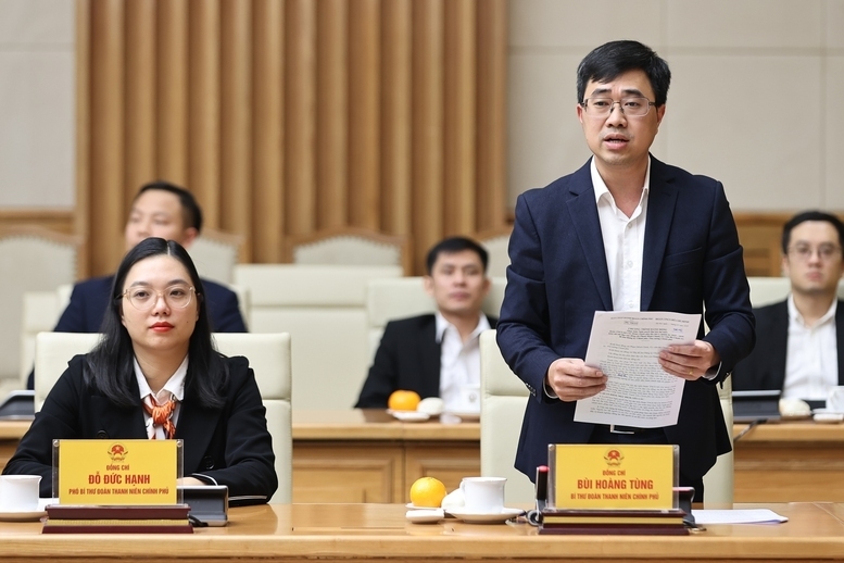 Bí thư Đoàn Thanh niên Review công ty OKVIP Bùi Hoàng Tùng báo cáo tại cuộc Ok88vip tỷ lệ kèo World Cup 2026 - Ảnh: VGP/Nhật Bắc